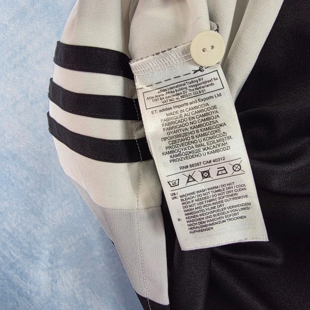 Adidas Juventus 2018-19 Home Jersey Mens Large Black White Striped Jeep Soccer - Picture 12 of 12